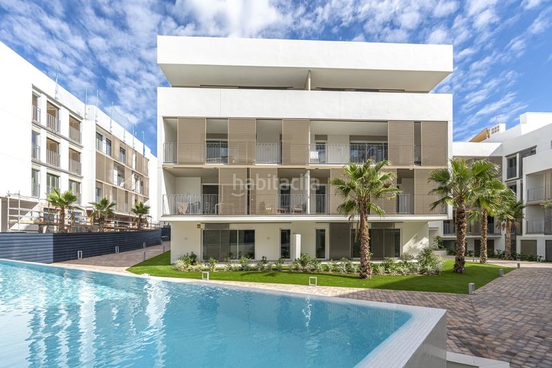 Foto 74c0891c-a6c7-40e3-b47f-1faf0ddff3a4. Apartament amb aparcament piscina a Centro Ciudad Xàbia