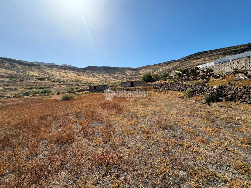 Foto a01be4b6-ef3b-457b-845b-5159e688bfa2. Finca rústica a Agüimes - temisas Agüimes
