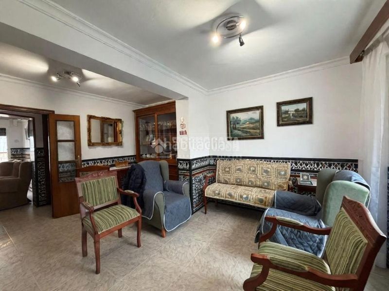 Foto 3ad3097d-4078-4632-8f3b-eae908ff293c. Casa aparellada a Isla Cristina