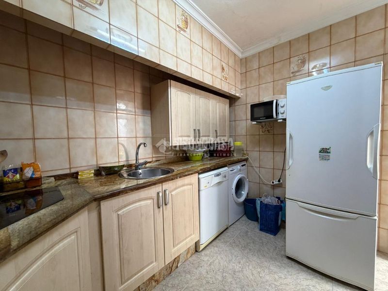 Foto 91690d80-38c5-4189-bba8-17c7d4da888a. Casa aparellada a Isla Cristina