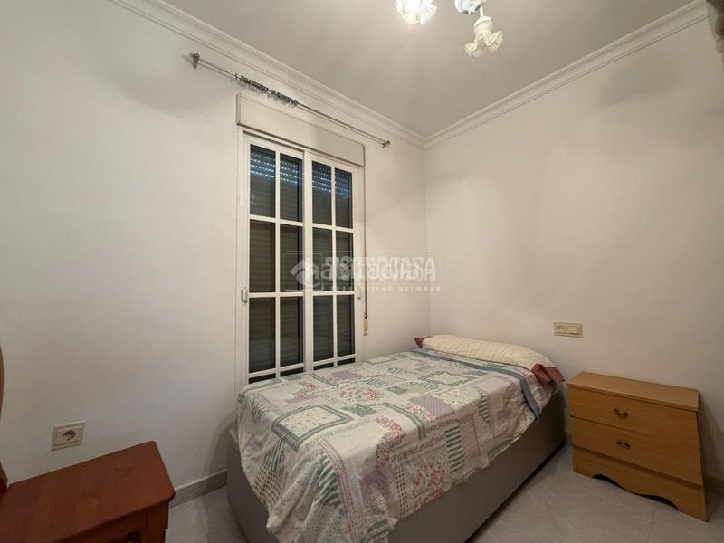 Foto 91d842f0-2a07-4f43-8298-933bf7ccd7e5. Casa aparellada a Isla Cristina