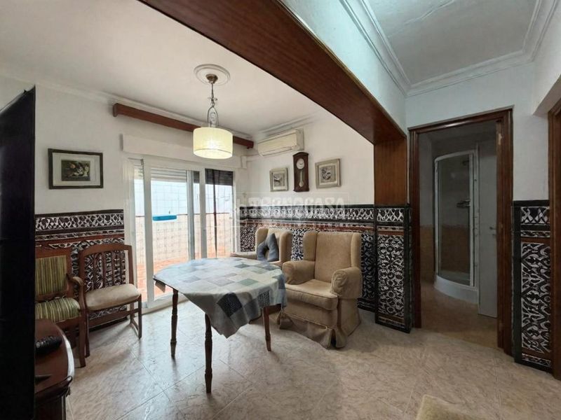Foto dcc40926-18a0-4bd6-8259-c5c7657a5c24. Casa aparellada a Isla Cristina