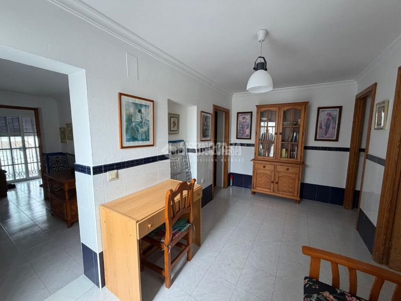 Foto e9ba767a-e670-4afe-98fd-1126087823af. Casa aparellada a Isla Cristina