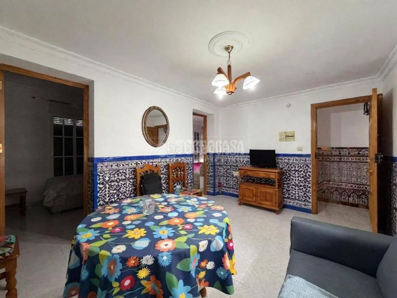 Foto fd00da97-8e21-4561-92a0-1c24f3b73886. Casa aparellada a Isla Cristina