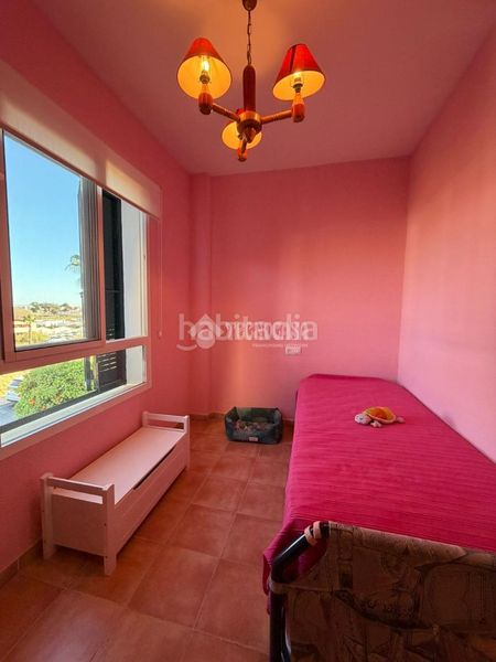 Foto 043af9e3-ceb2-4591-96f6-02f80a9b8f0e. Casa aparellada amb aparcament a Ayamonte ciudad Ayamonte