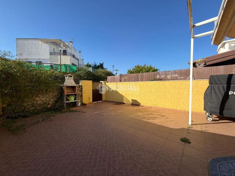 Foto 11f55c57-8954-44c3-839d-fd843fec0c47. Casa aparellada amb aparcament a Ayamonte ciudad Ayamonte