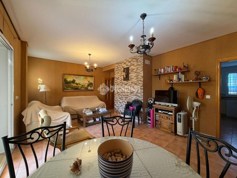 Foto 185db811-1252-4e1e-94da-67fce508656c. Casa aparellada amb aparcament a Ayamonte ciudad Ayamonte