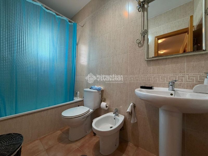 Foto d0ee4f1f-7b72-44f1-a76a-600412116133. Casa aparellada amb aparcament a Ayamonte ciudad Ayamonte