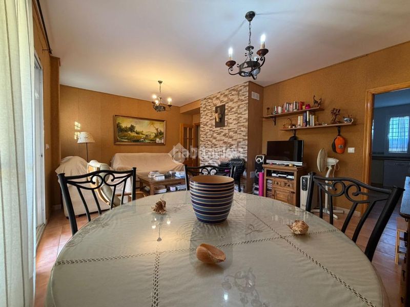 Foto dabf0ed3-5eb4-43ee-b569-61c14fde091e. Casa aparellada amb aparcament a Ayamonte ciudad Ayamonte