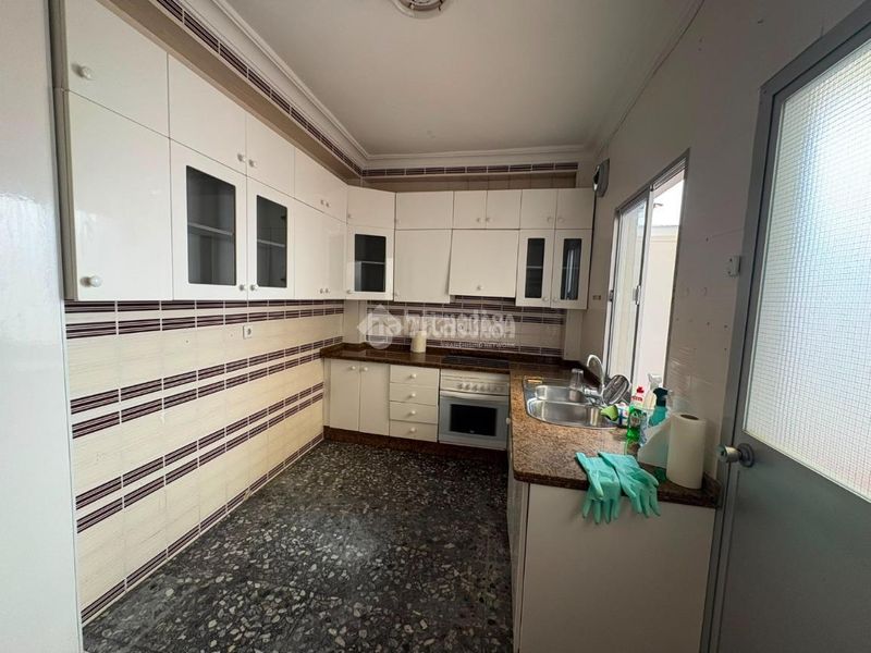Foto 5ab84bee-7241-41cb-8b8f-0e555093fd16. Flat in Isla Cristina