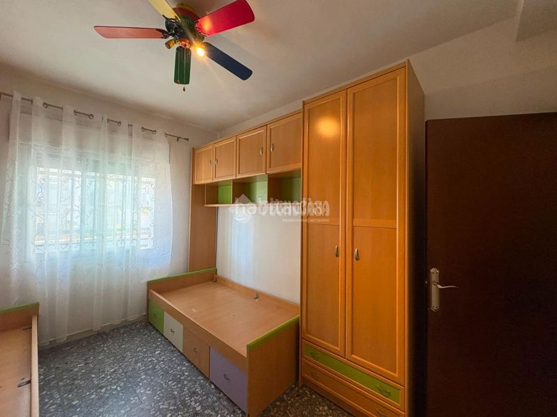 Foto ee8e1438-497d-476a-963b-ee8af16a6c57. Flat in Isla Cristina