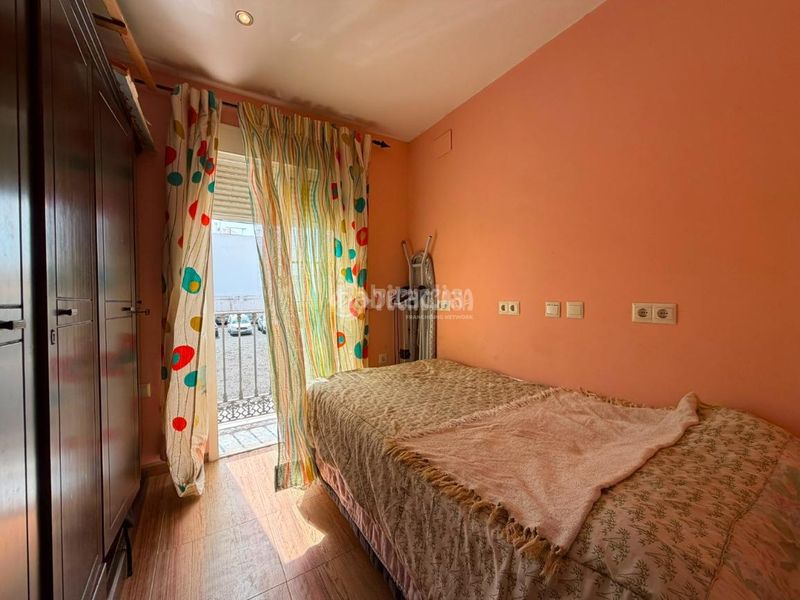 Foto c59b335f-7e89-47cd-945f-6c841f7597aa. Casa aparellada a Isla Cristina