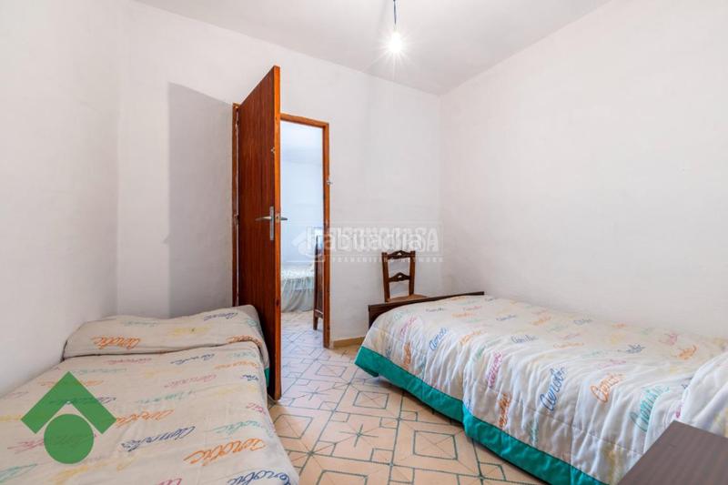 Foto 58e026e2-1f18-4e35-baf4-0e33cbe307a4. Casa pareada casa en venta en Montoro