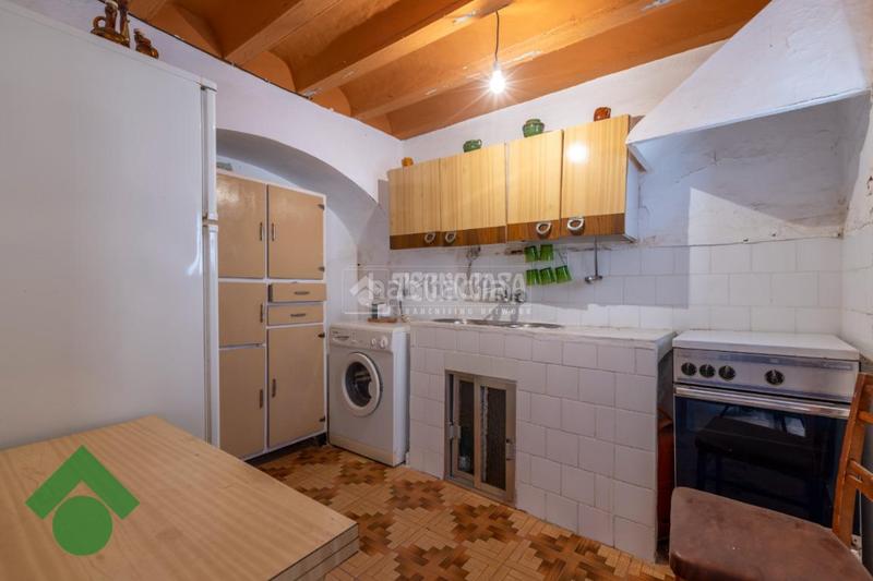 Foto e3239360-c745-453e-8dfe-f54893b7ef1f. Casa pareada casa en venta en Montoro