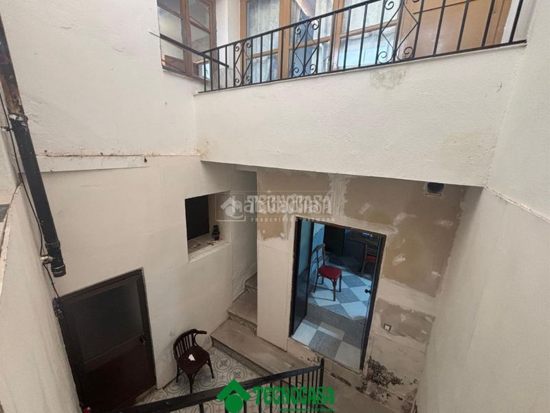 Foto 56866e1c-3433-40e7-818d-c29cbc4b8c4e. Casa aparellada a Montoro