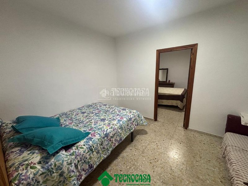 Foto f286e160-0544-4ef4-af3d-765e00a900b4. Casa aparellada a Montoro