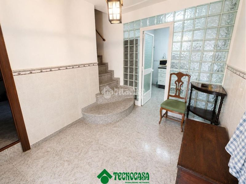 Foto 58216518-7c9c-44a6-8889-6fa84b40bbd6. Casa aparellada a Montoro