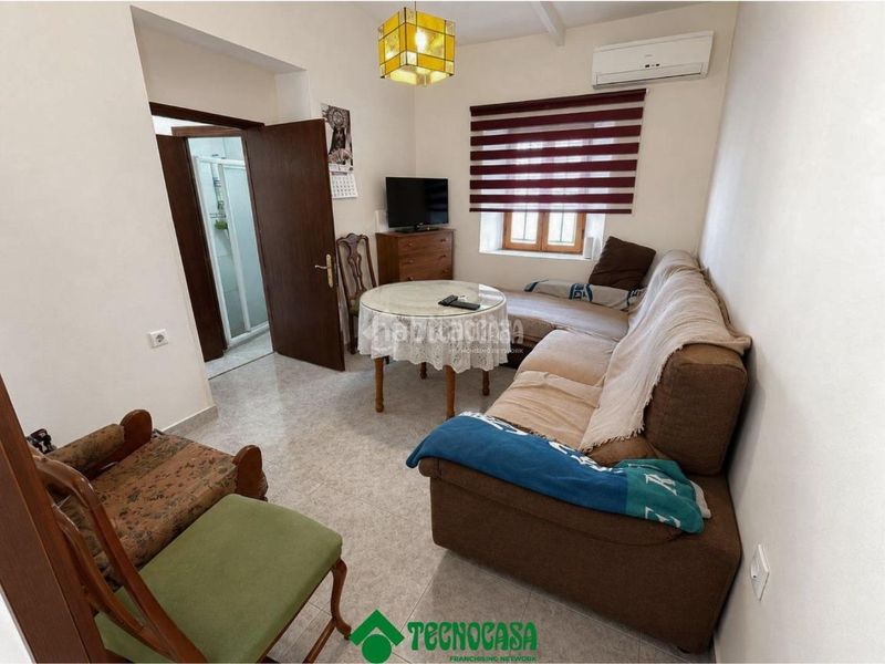 Foto 99a6789b-8374-49ce-b5f3-87f727181fe6. Casa aparellada a Montoro