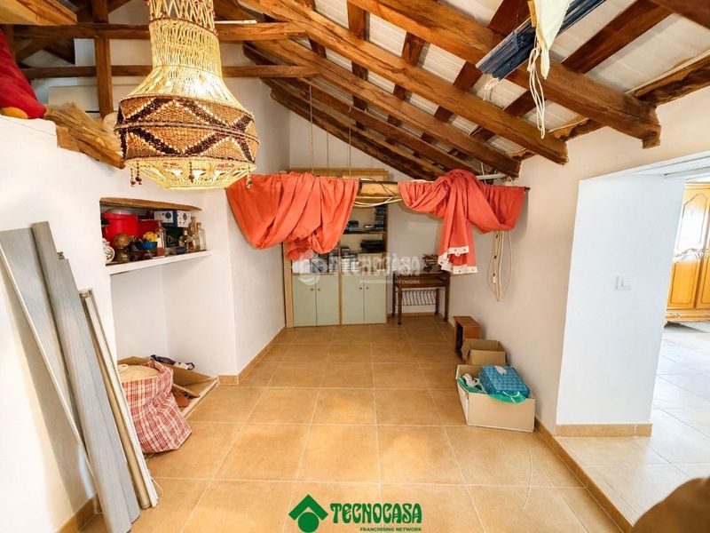 Foto 0f6b37c6-bd13-406e-8f81-e01c891d701d. Casa aparellada a Adamuz