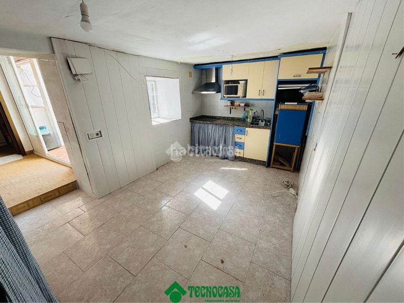 Foto 51a9f39c-5470-4668-aed2-c0d93d1d169d. Casa aparellada a Adamuz