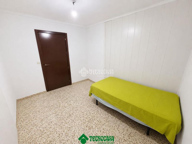 Foto cc819021-3500-4327-90f7-5340dc5dd21e. Casa aparellada a Adamuz