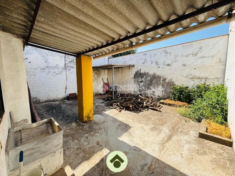 Foto 56626612-8048-4f58-a324-039ef9466d6c. Casa a Adamuz