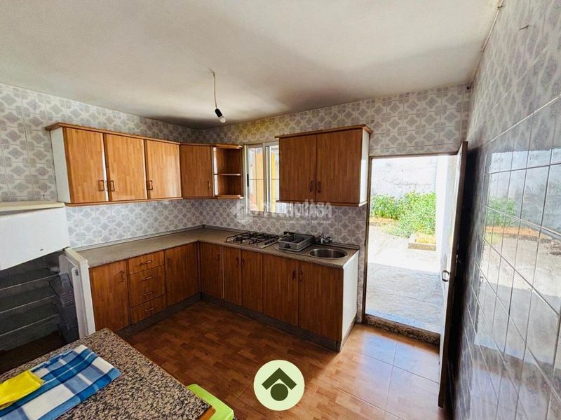 Foto 8d549a56-09d3-444b-8c40-c3c7f3027d26. Casa a Adamuz