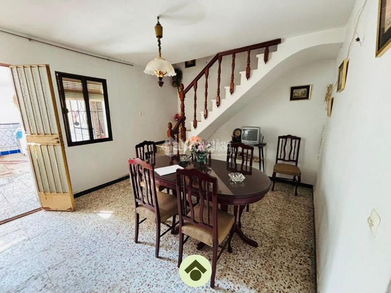 Foto ca259e5a-ffc7-4da0-85b3-7fbd9efe2054. Casa aparellada a Adamuz