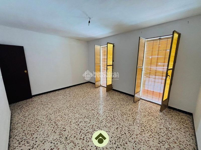 Foto e102b676-6e91-4e9f-aab1-21de52754890. Casa aparellada a Adamuz