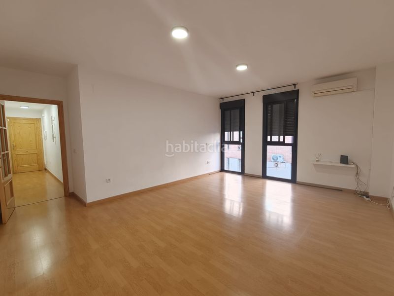 Foto 1fdb6711-e2bf-4e0f-bd8d-28353a794bdf. Pis amb aparcament a Yuncler