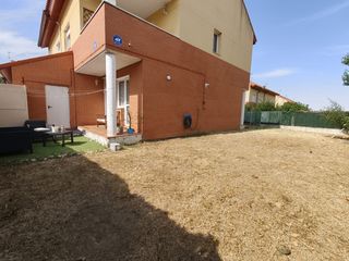 Casa aparellada a Calle Lope de Vega