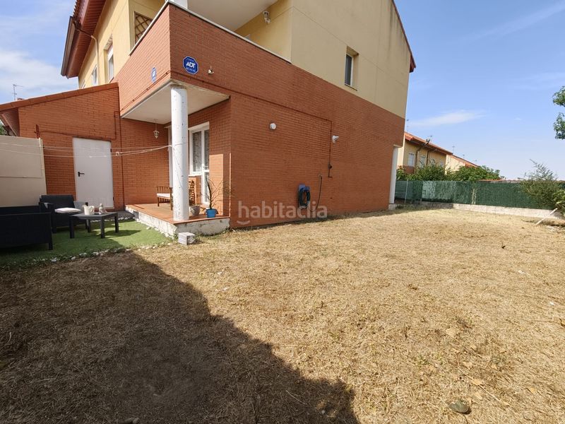 Foto 31865237-7853-434c-be14-c6ba1be8e368. Casa aparellada amb calefacció aparcament a Cubas de la Sagra