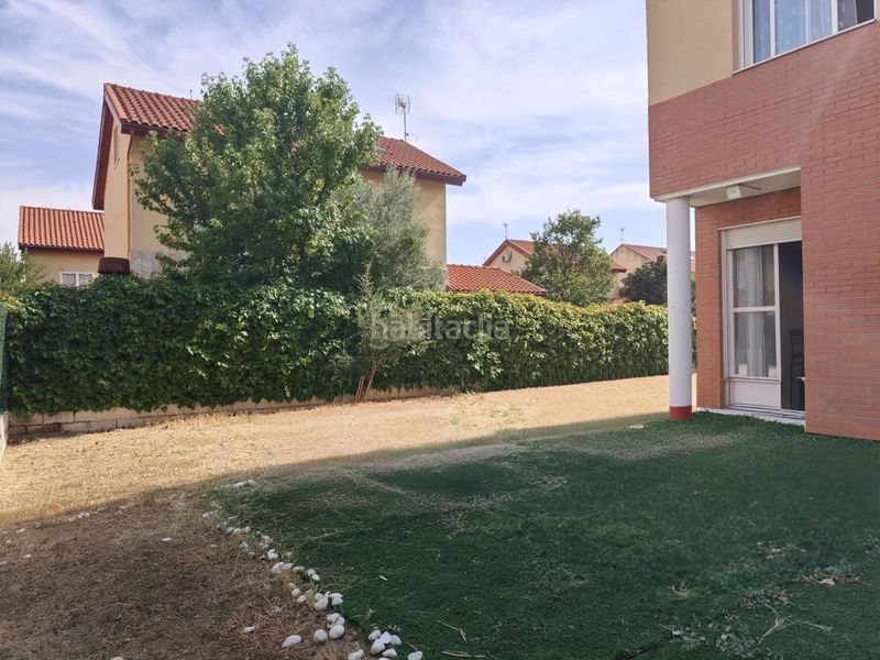 Foto 50606860-1370-4d1b-95fb-a38ba15bf081. Casa aparellada amb calefacció aparcament a Cubas de la Sagra