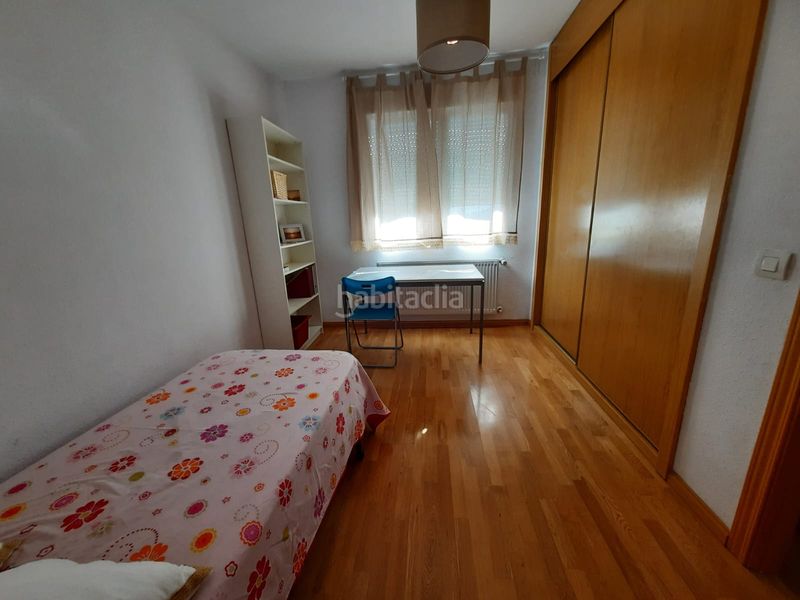 Foto 9b4a917a-3d75-4f73-8851-b5f125218aa2. Casa aparellada amb calefacció aparcament a Cubas de la Sagra