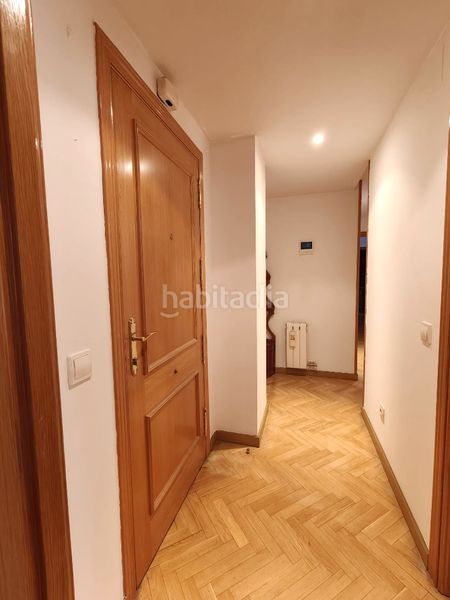 Foto b1378437-bf89-4b67-acc5-566555fb9ba7. Piso en Abrantes Madrid