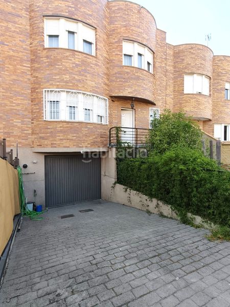 Foto f0c0987d-fccb-4b72-9179-0f2754732f94. Chalet en Hospital Valdemoro