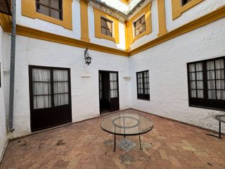 Masia  Calle peso de la harina 10. ¡casa señorial en pleno centro de carmona!
