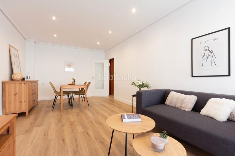 Foto 10e9030e-db32-4f63-b125-fe3db7b83121. Flat in calle padre pedro ayala 5 in Barrio del Nervión Sevilla