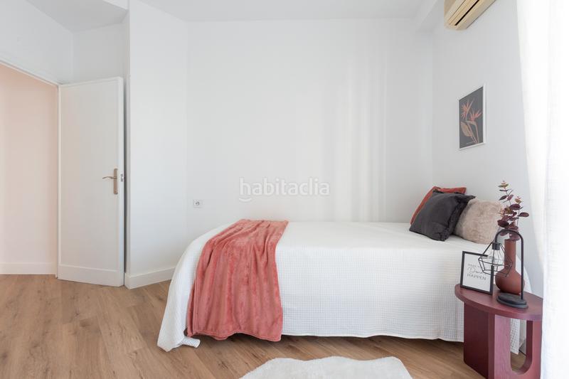 Foto 30a7f6e9-4a03-48b6-9c9c-39366df48293. Flat in calle padre pedro ayala 5 in Barrio del Nervión Sevilla