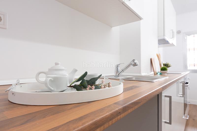 Foto b65c5071-b3fa-4df9-8b06-d8a9b00ee6d0. Flat in calle padre pedro ayala 5 in Barrio del Nervión Sevilla