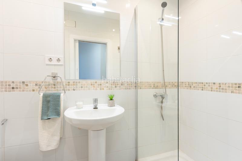 Foto c90d94ea-8662-4b77-90ce-7bcea068b8e2. Flat in calle padre pedro ayala 5 in Barrio del Nervión Sevilla