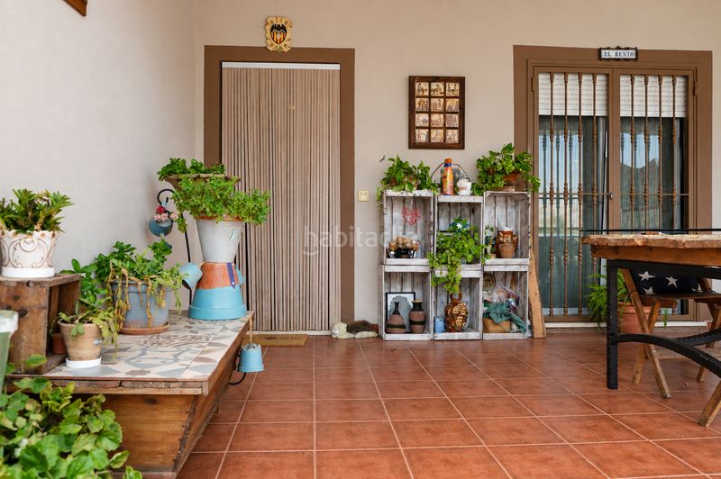 Foto 381dcbdc-5582-4a82-a565-aa305a1305ed. Casa a urbanització llomayna 51 a Vilamarxant