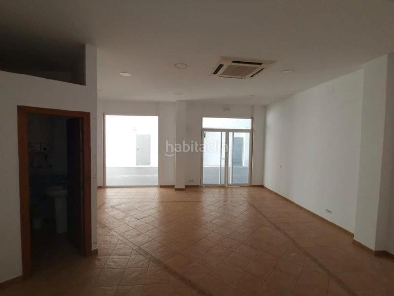 Foto 753b0de1-93db-4bc5-889f-a1f075cd8a6d. Geschäftsraum in calle altamar 2 in Novo Sancti Petri Chiclana de la Frontera