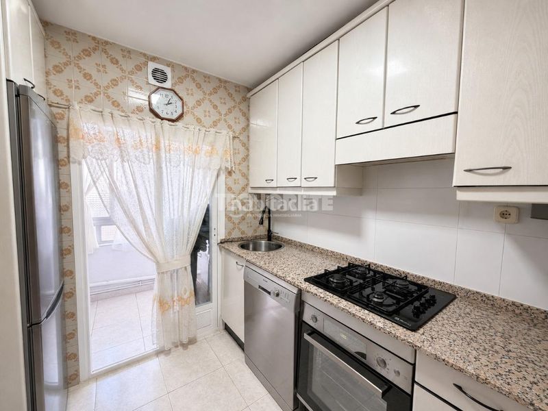 Foto 47edfa42-dc77-4225-84f6-87cde0f25d39. Piso  en venta en Puerta Bonita Madrid