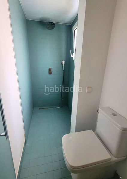 Foto a867769d-f4f9-4a47-9544-2edcbf781bde. Pis a Raval Barcelona