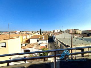 Lloguer Pis  Barcelona. Piso amplio y luminoso en alquiler en sant martí sarroca.
