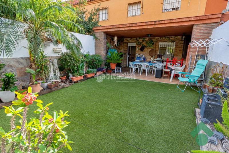 Foto 4c0128eb-ce9d-494c-9ead-7be3dc5fcb5f. Towny house with parking in San Bernabé Algeciras
