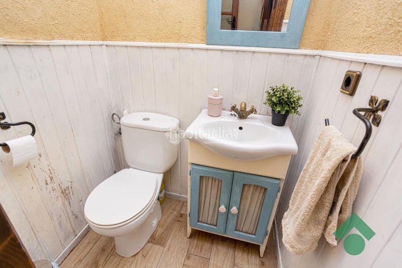 Foto db7e5879-e550-4729-a3b6-9df0356d733b. Towny house with parking in San Bernabé Algeciras