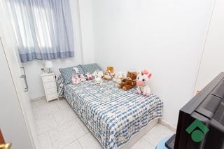 Pis  C. federico garcía lorca. Piso en venta en algeciras