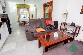 Towny house in San García. Casa en venta en algeciras